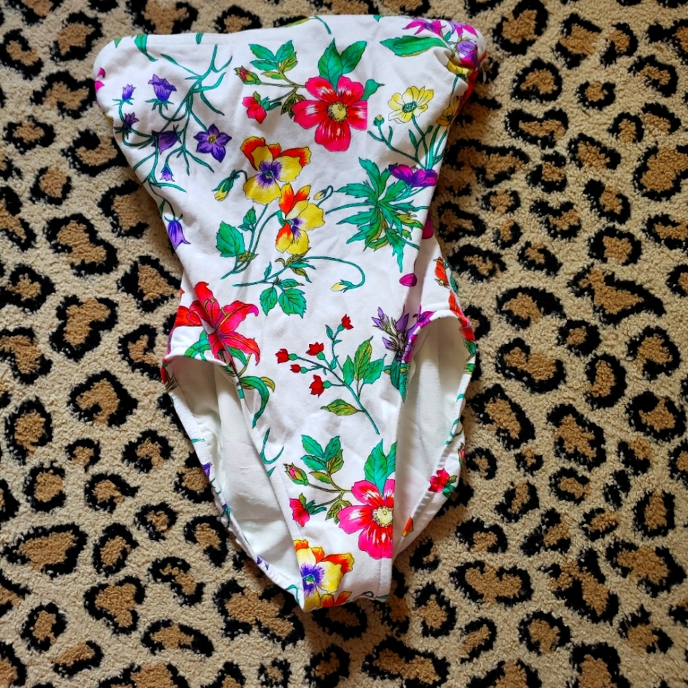 Jantzen floral French cut swimsuit sz 8